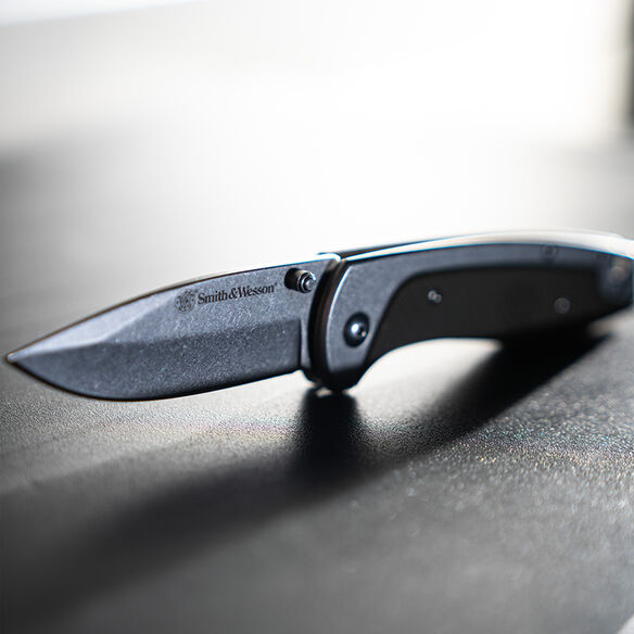 Smith & Wesson&reg; Freighter Folding Knife